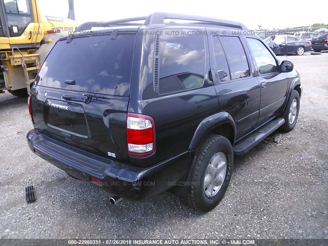 JN8DR09Y92W734303 - 2002 NISSAN PATHFINDER LE/SE BLACK photo 4