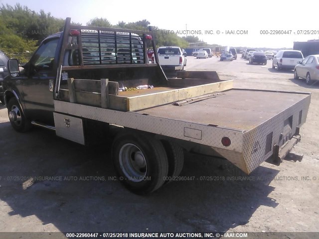 1FDWF36S72EC18246 - 2002 FORD F350 SUPER DUTY GRAY photo 3