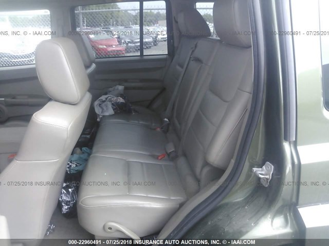 1J8HG48K48C187628 - 2008 JEEP COMMANDER SPORT მწვანე ფოტო 8