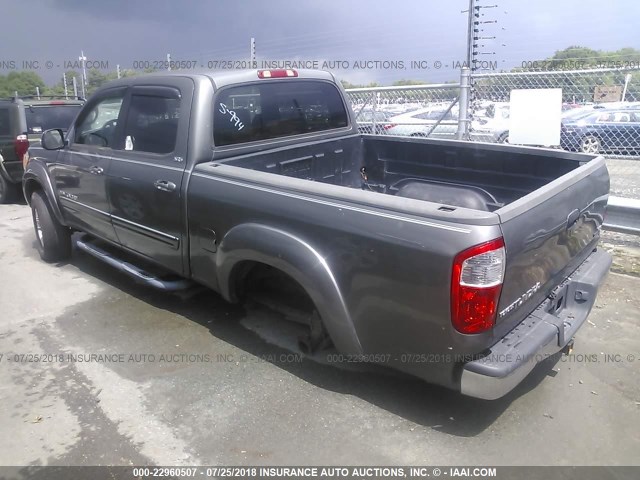 5TBET34105S486436 - 2005 TOYOTA TUNDRA DOUBLE CAB SR5 GRAY photo 3