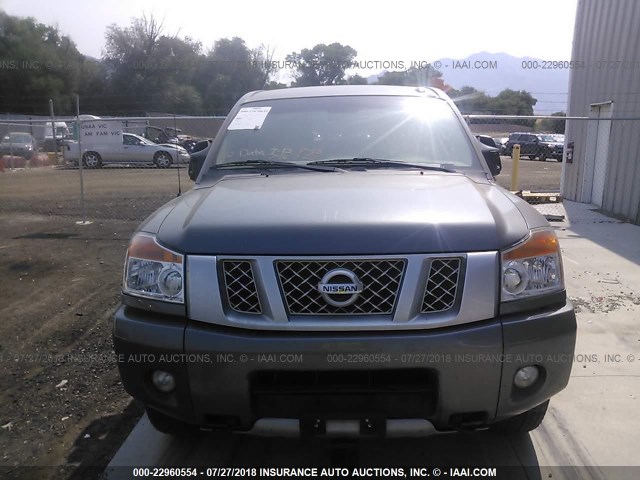 1N6BA0EC2FN513834 - 2015 NISSAN TITAN S/SV/SL/PRO-4X GRAY photo 6