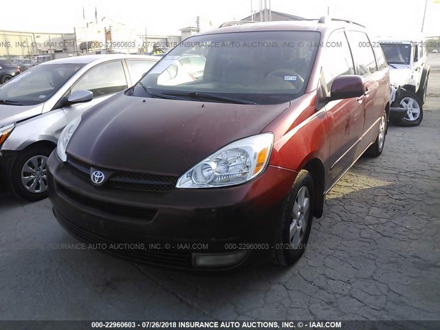 5TDZA22C04S182275 - 2004 TOYOTA SIENNA XLE/XLE LIMITED RED photo 2