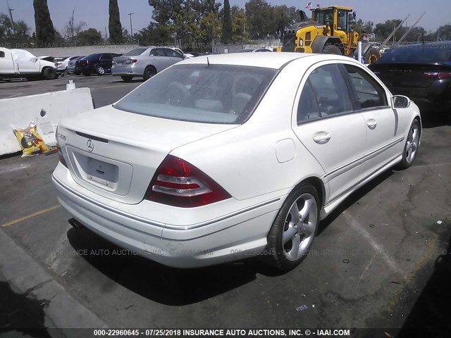 WDBRF52H46A915876 - 2006 MERCEDES-BENZ C GENERATION 2006 230 WHITE photo 4