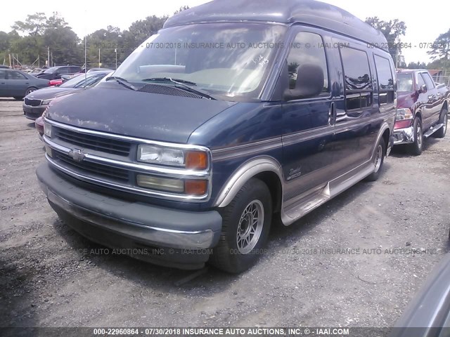 1GBFG15RXW1053993 - 1998 CHEVROLET EXPRESS G1500  BLUE photo 2