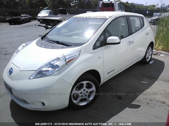 JN1AZ0CP2BT002176 - 2011 NISSAN LEAF SV/SL WHITE photo 2