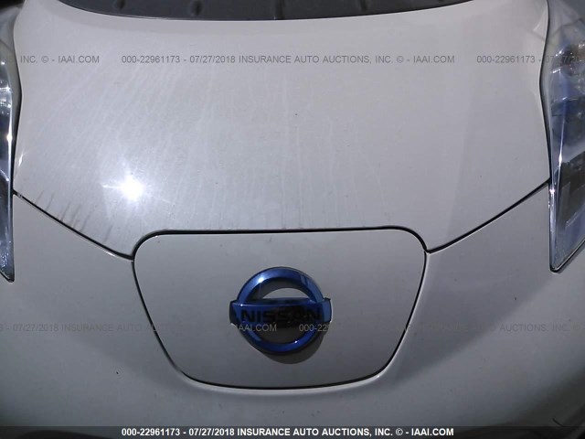 JN1AZ0CP2BT002176 - 2011 NISSAN LEAF SV/SL WHITE photo 6