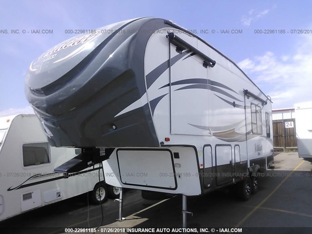 4X4FWCZ26FT013867 - 2015 FOREST RIVER WILDCAT  灰色 照片 2