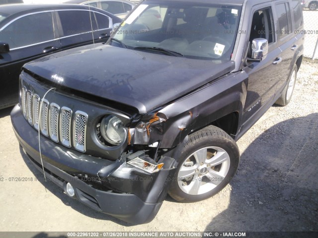 1C4NJPFB0FD377689 - 2015 JEEP PATRIOT LATITUDE GRAY photo 6