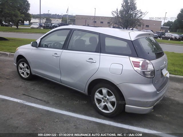 2T1KR32E35C364628 - 2005 TOYOTA COROLLA MATRIX XR SILVER photo 3