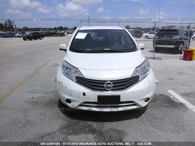 3N1CE2CP6EL386858 - 2014 NISSAN VERSA NOTE S/S PLUS/SV/SL WHITE photo 6