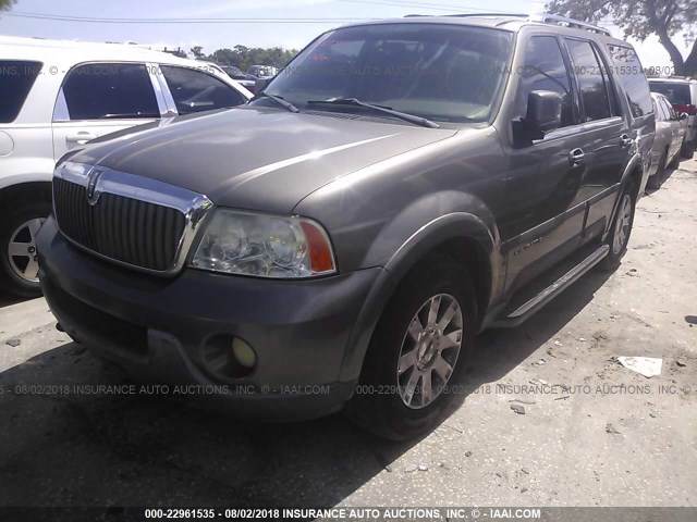 5LMFU27R44LJ28639 - 2004 LINCOLN NAVIGATOR 棕色 照片 2
