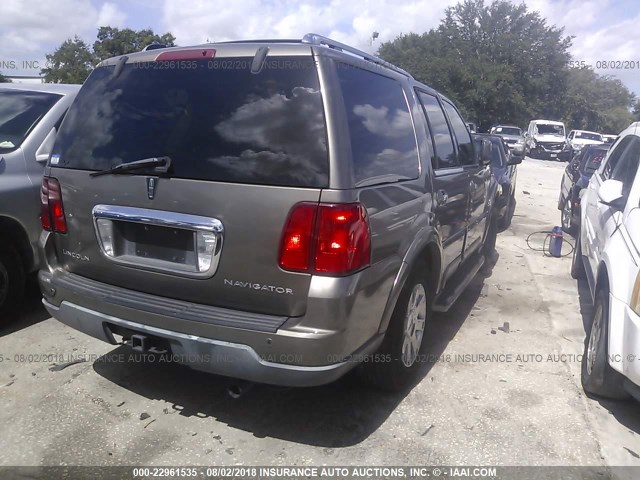 5LMFU27R44LJ28639 - 2004 LINCOLN NAVIGATOR 棕色 照片 4