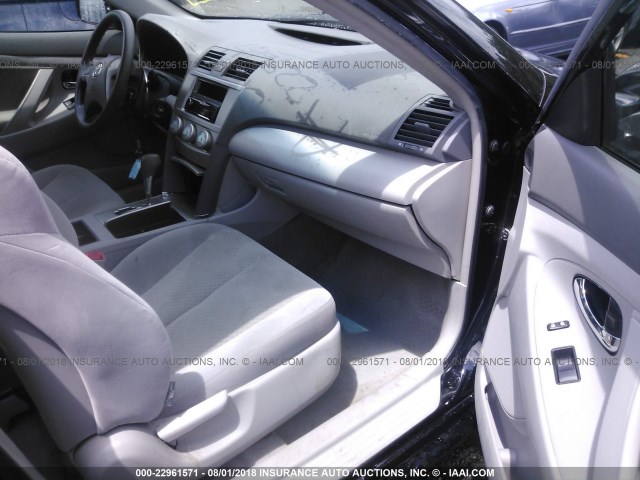 JTNBE46K773105570 - 2007 TOYOTA CAMRY NEW GENERAT CE/LE/XLE/SE BLACK photo 5