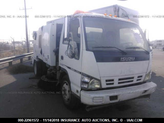 JALE5B16X67901249 - 2006 ISUZU NQR WHITE photo 1