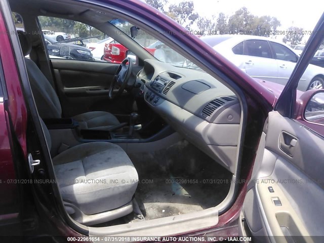 4T1BE32K13U179622 - 2003 TOYOTA CAMRY LE/XLE/SE Bordo foto 5