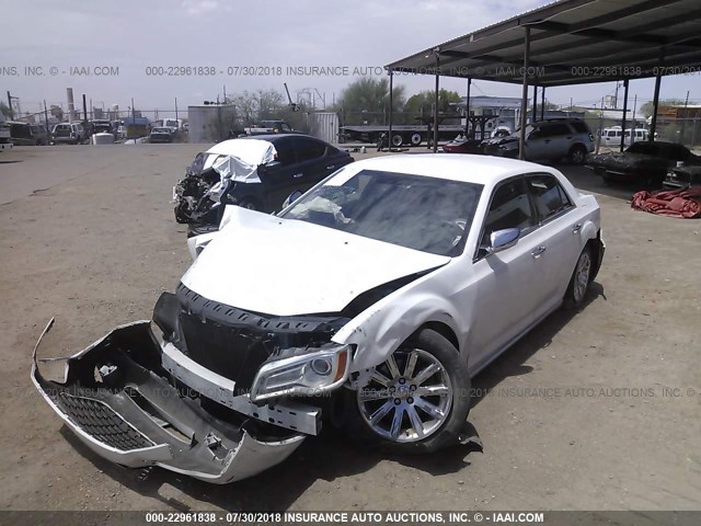 2C3CCACG7CH236524 - 2012 CHRYSLER 300 LIMITED WHITE photo 2