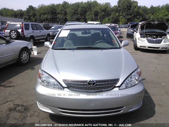 4T1BE32K33U260458 - 2003 TOYOTA CAMRY LE/XLE/SE Gümüş foto 6
