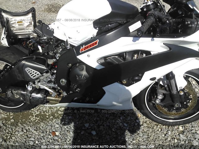 JYARJ16E2BA021793 - 2011 YAMAHA YZFR6 WHITE photo 8