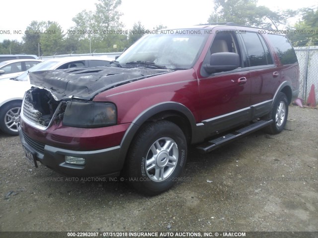 1FMFU15LX4LA40500 - 2004 FORD EXPEDITION XLT RED photo 2
