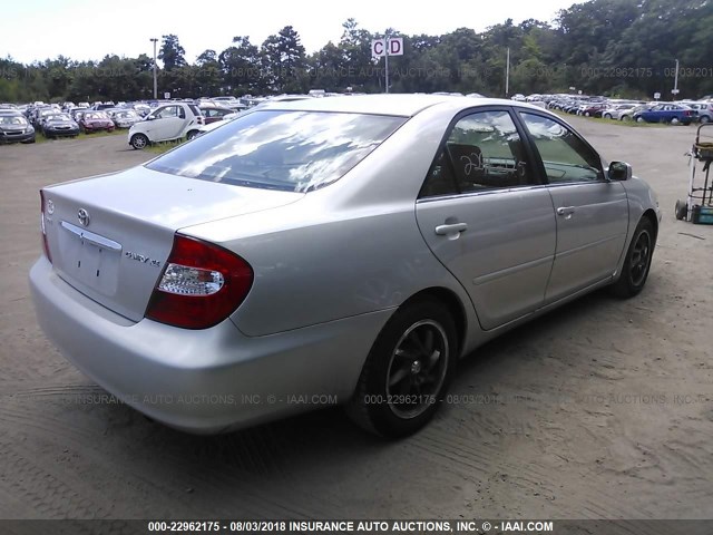 4T1BE30K73U752266 - 2003 TOYOTA CAMRY LE/XLE/SE Gümüş foto 4