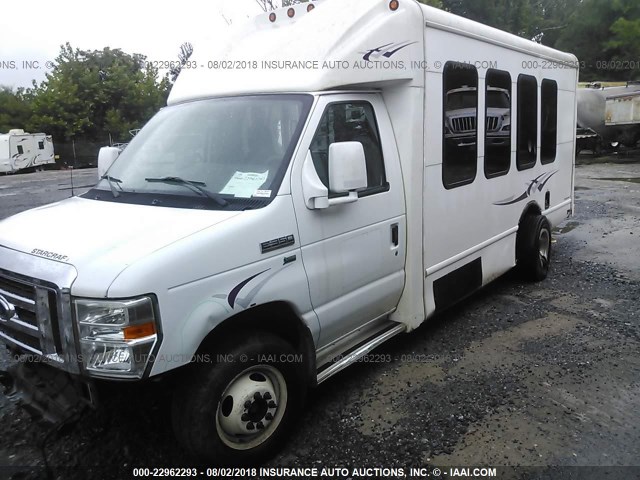 1FDWE3FL7BDA43501 - 2011 FORD E350 WHITE photo 2