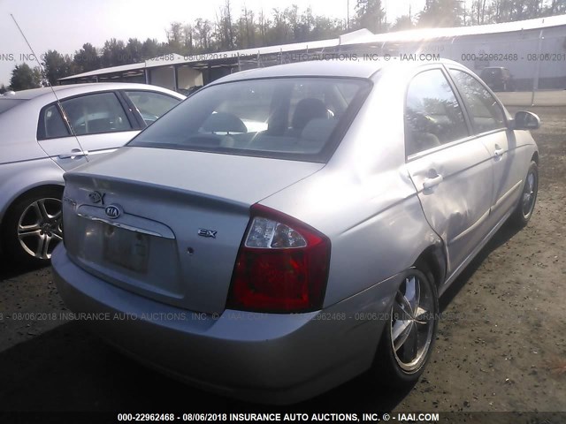 KNAFE121955140563 - 2005 KIA NEW SPECTRA LX/EX SILVER photo 4