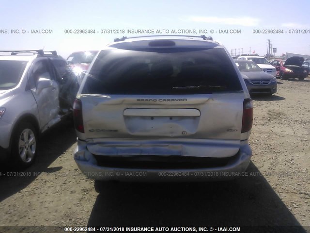 2D4GP44L15R235898 - 2005 DODGE GRAND CARAVAN SXT SILVER photo 6