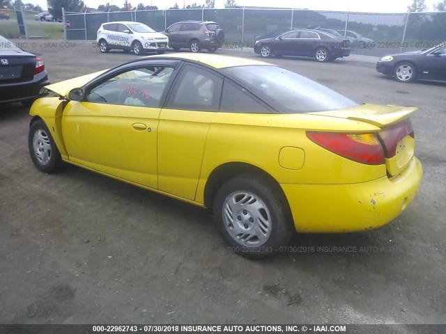 1G8ZY12751Z308157 - 2001 SATURN SC2 YELLOW photo 3
