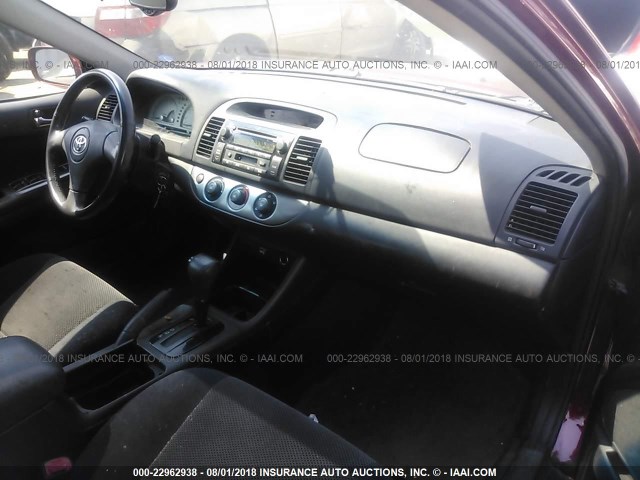 4T1BE32K14U308640 - 2004 TOYOTA CAMRY LE/XLE/SE Tünd qırmızı foto 5