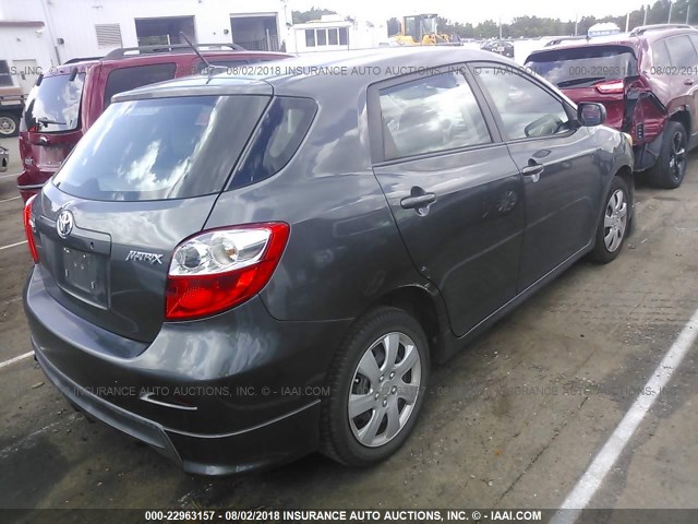 2T1KU4EEXAC456216 - 2010 TOYOTA COROLLA MATRIX  GRAY photo 4