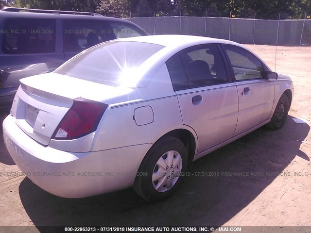 1G8AG52F85Z158548 - 2005 SATURN ION LEVEL 1 SILVER photo 4