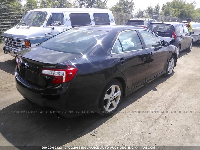 4T1BF1FK1EU791138 - 2014 TOYOTA CAMRY L/SE/LE/XLE შავი ფოტო 4