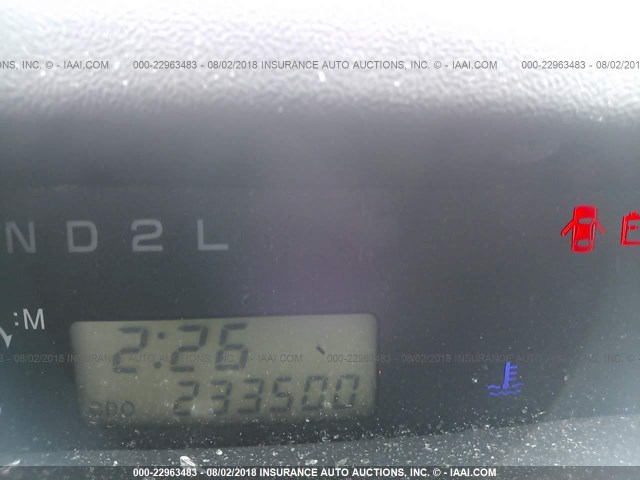 JTLKT324054027012 - 2005 TOYOTA SCION XB Weiß Foto 7