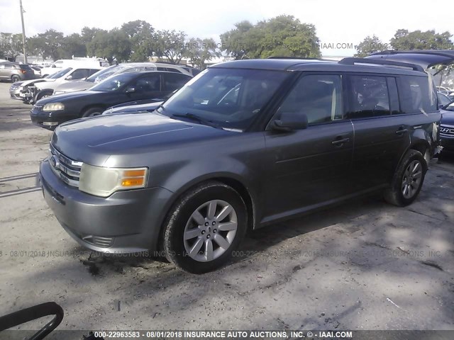 2FMDK51C19BA07760 - 2009 FORD FLEX SE GRAY photo 2