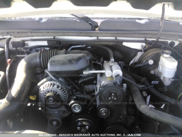 1GCEC14XX7Z636988 - 2007 CHEVROLET SILVERADO C1500 CLASSIC WHITE photo 10