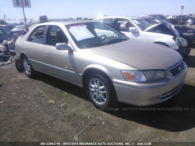JT2BF22K110316485 - 2001 TOYOTA CAMRY CE/LE/XLE 金色 照片 1
