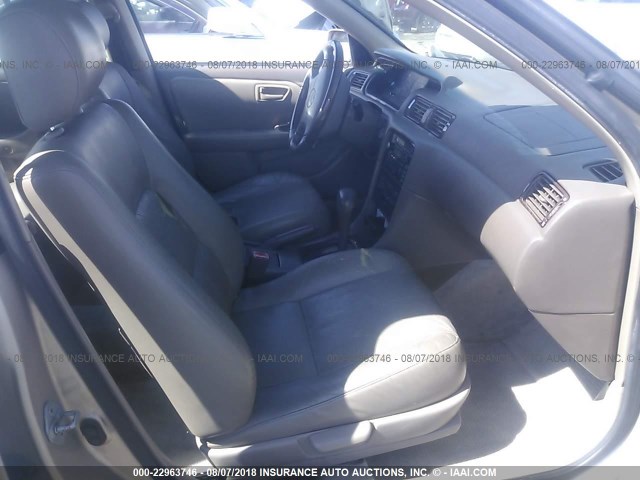 JT2BF22K110316485 - 2001 TOYOTA CAMRY CE/LE/XLE 金色 照片 5