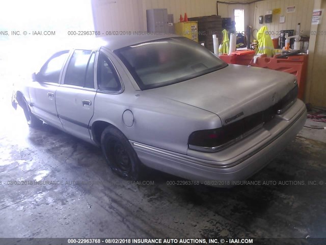 2FALP71W3TX144738 - 1996 FORD CROWN VICTORIA POLICE INTERCEPTOR ვერცხლისფერი ფოტო 3