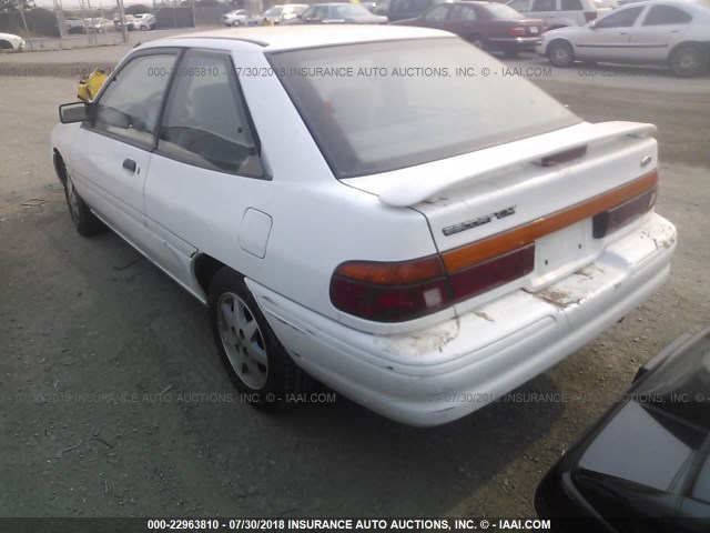 1FAPP11JXPW250401 - 1993 FORD ESCORT LX/SPORT WHITE photo 3