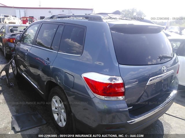 5TDBK3EH5DS271741 - 2013 TOYOTA HIGHLANDER PLUS/SE BLUE photo 3