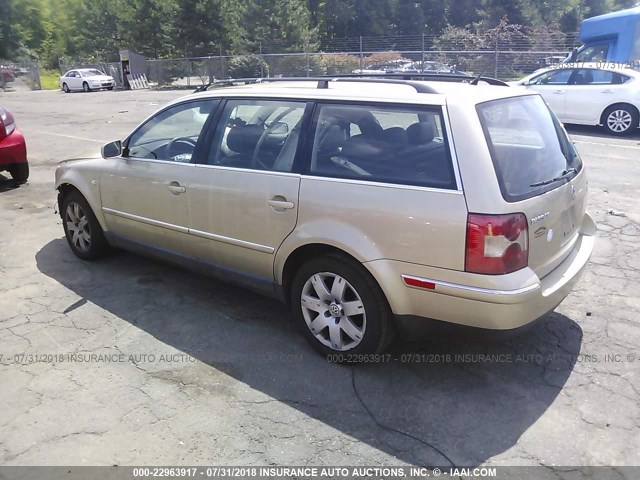 WVWWH63B82E020487 - 2002 VOLKSWAGEN PASSAT GLX GOLD photo 3