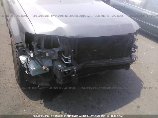 1FMCU0D78CKA17268 - 2012 FORD ESCAPE XLT GRAY photo 6