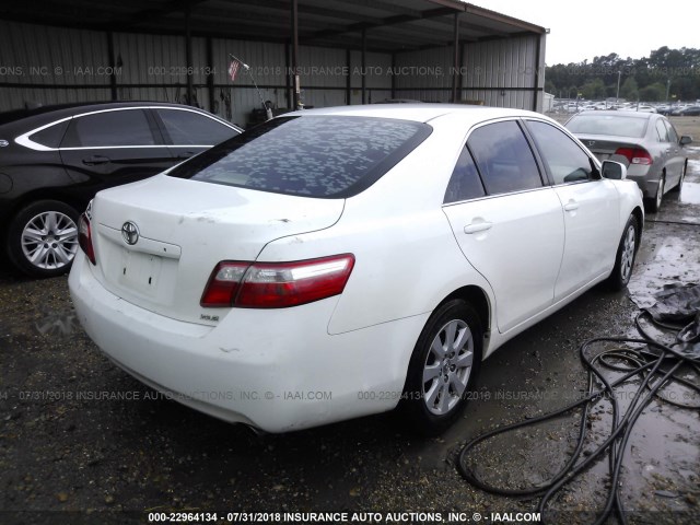 4T1BE46K09U813706 - 2009 TOYOTA CAMRY SE/LE/XLE თეთრი ფოტო 4