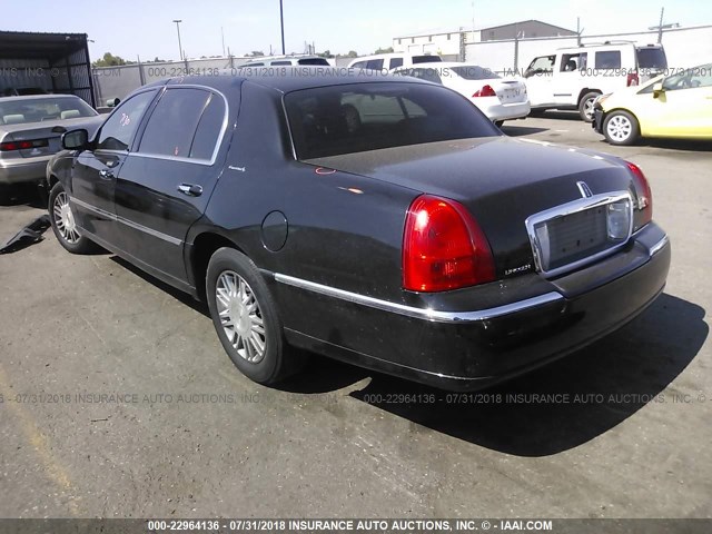 2LNBL8EVXBX757698 - 2011 LINCOLN TOWN CAR EXECUTIVE L BLACK photo 3