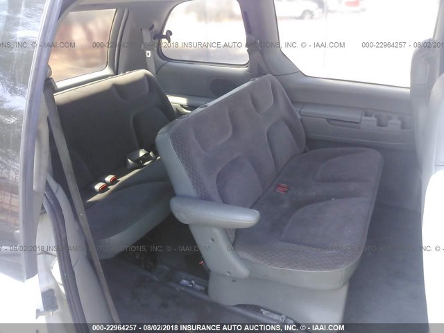 2B4FP2530WR658269 - 1998 DODGE CARAVAN WHITE photo 8