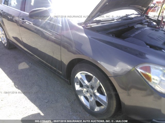 1G1ZB5E11BF168013 - 2011 CHEVROLET MALIBU LS ნაცრისფერი ფოტო 8
