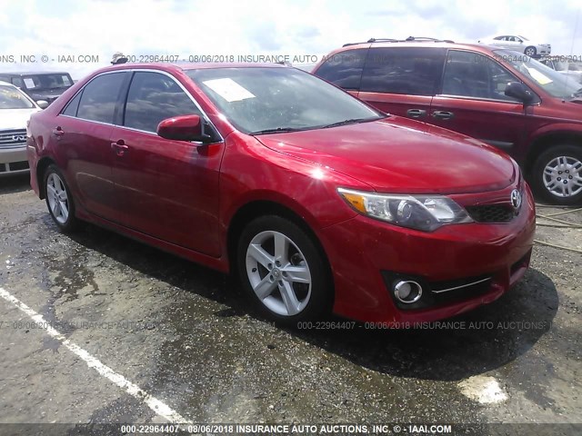 4T1BF1FK2CU563789 - 2012 TOYOTA CAMRY SE/LE/XLE წითელი ფოტო 1