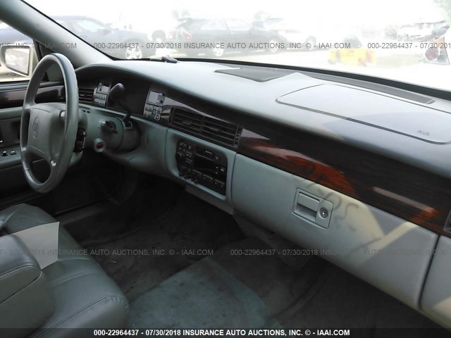 1G6KD52Y9TU271393 - 1996 CADILLAC DEVILLE Champagne photo 5