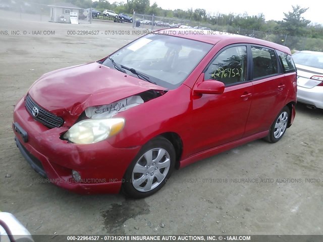 2T1KR32E95C427604 - 2005 TOYOTA COROLLA MATRIX XR RED photo 2