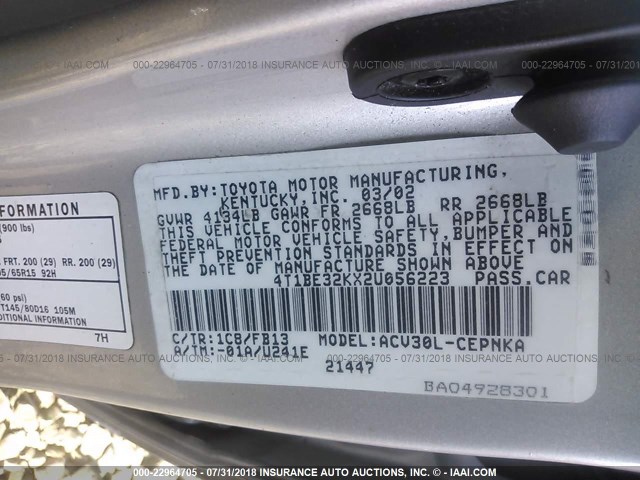 4T1BE32KX2U056223 - 2002 TOYOTA CAMRY LE/XLE/SE 银色 照片 9